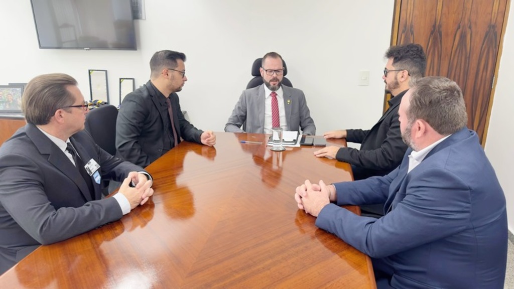 Divulgação - Visita ao gabinete do Senador Jorge Seif