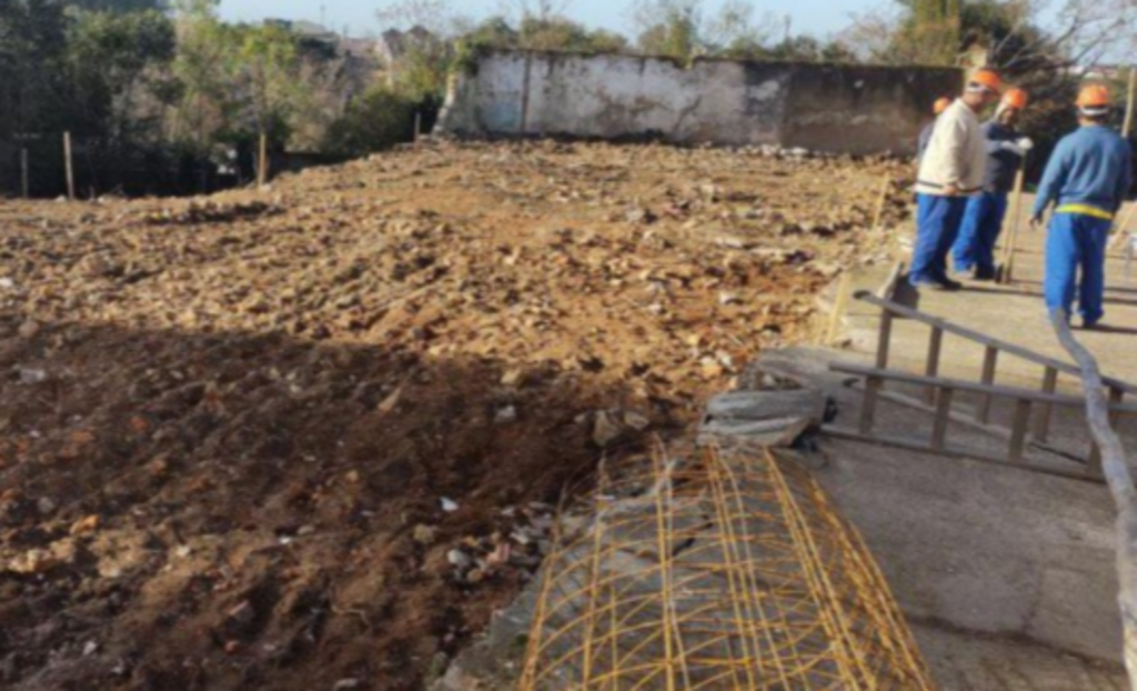 Rafael Marques Damiani/Especial FS - Trabalhos começaram com a terraplanagem do terreno