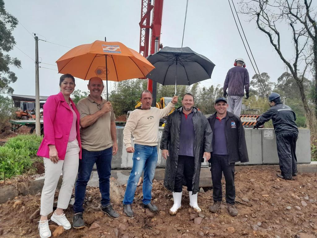 COMUNIDADE DE BEIRA RIO GANHA KIT DE TRANSPOSIÇÃO DA DEFESA CIVIL EM SÃO JOÃO DO SUL