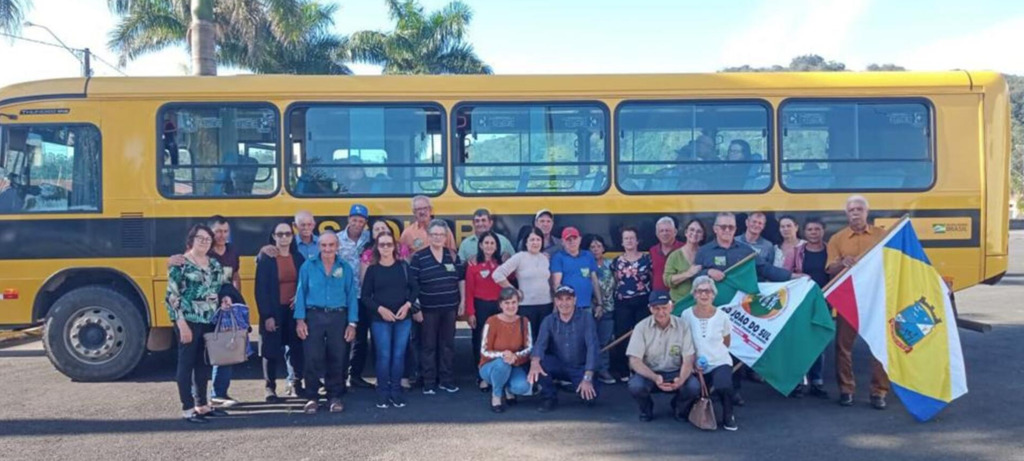 SÃO JOÃO DO SUL: ASSOCIADOS DO SINDICATO PARTICIPAM DO 23º ENCONTRO DOS APOSENTADOS RURAIS DO VALE