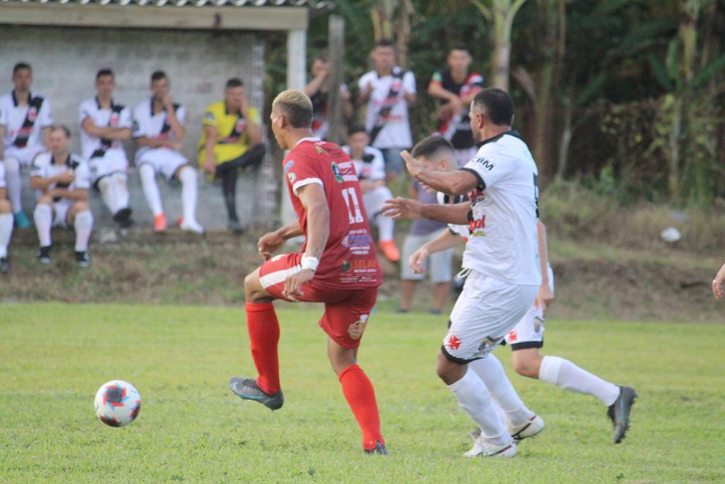 DEFINIDAS AS EQUIPES FINALISTAS DO CAMPEONATO MUNICIPAL DE FUTEBOL DE MAMPITUBA