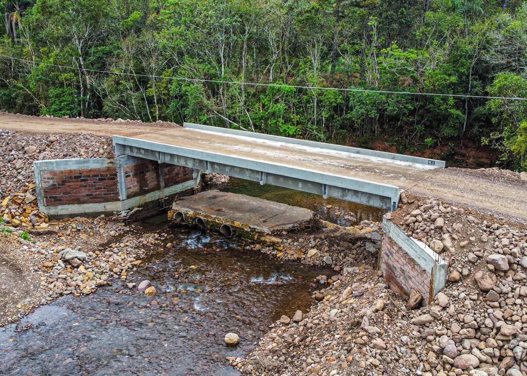PONTE QUE LIGA FORTALEZA A VISTA ALEGRE É FINALIZADA PELA PREFEITURA DE PRAIA GRANDE