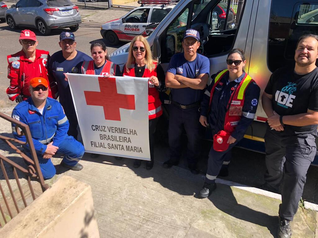 Santa Maria envia material hospitalar e voluntários para apoio emocional para atingidos pelas chuvas no Vale do Taquari