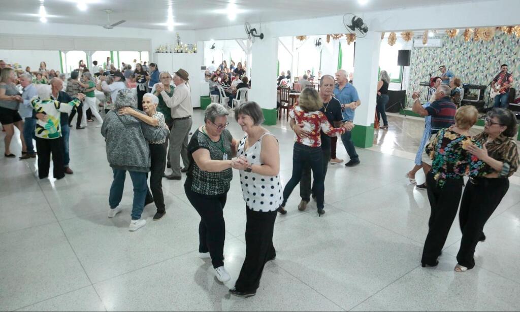 Semana da Pessoa Idosa é inaugurada com programação variada