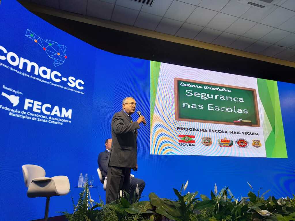 Secretário da Segurança Pública de SC reforça compromisso com a prevenção à violência nas escolas