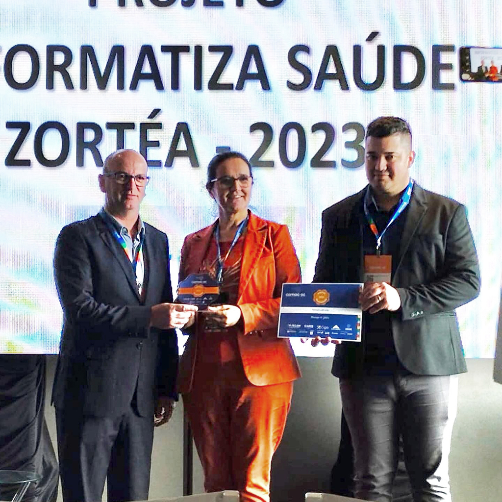 Prefeitura de Zortéa recebe prêmio destaque na COMAC 2023 