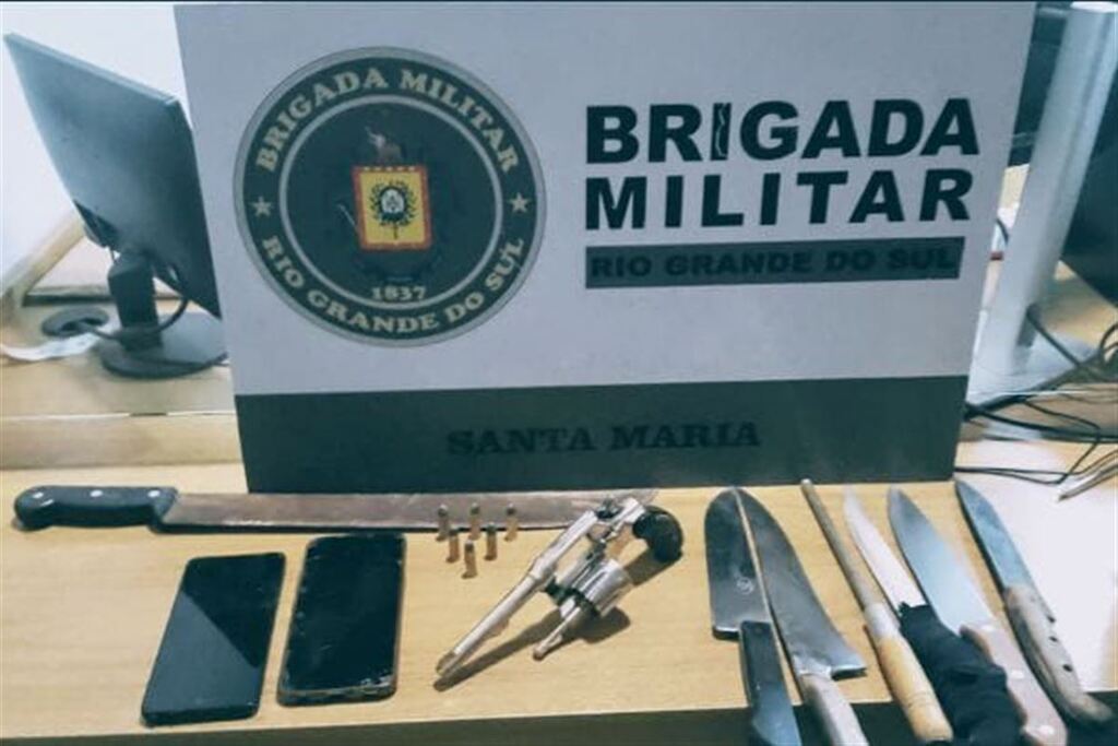 Foto: Brigada Militar - Material abandonado pelos criminosos foi apreendido pela polícia