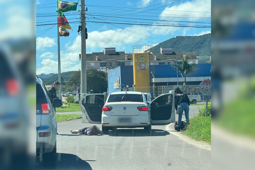 título imagem Polícia Civil prende  dois suspeitos de cometerem homicídio em Agudo