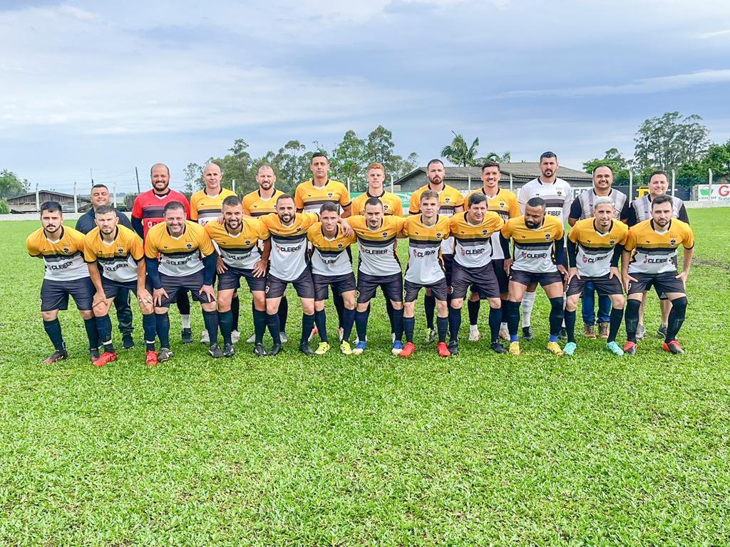 FINALISTAS DO CAMPEONATO MUNICIPAL DE FUTEBOL SERÃO CONHECIDOS DOMINGO (1º) EM SANTA ROSA DO SUL