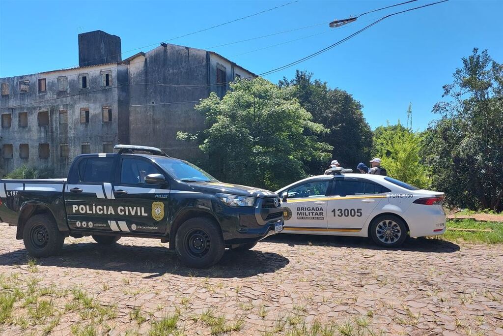 Foto: Repórter Cidade Amauri Rodrigues – Paulinho Barcelos - As causas da morte do jovem não foram divulgadas pela polícia
