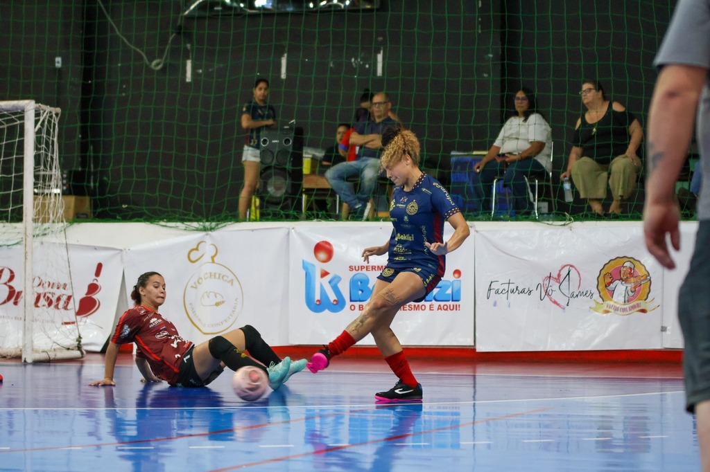 Clássico apimenta início da semifinal da Liga Gaúcha de Futsal Feminina