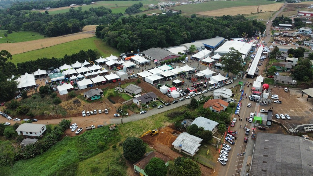 Feira Agropecuária, Comercial e Industrial de Guaraciaba encerra neste domingo