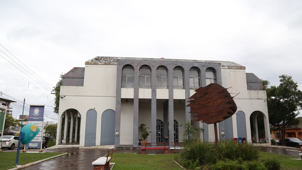 Biblioteca Pública Municipal Henrique Bastide completa 85 anos com grande programação; confira