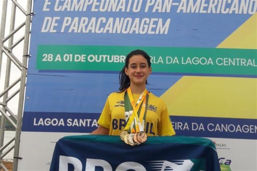 Atleta da Asena conquista cinco medalhas no Sul-Americano de Canoagem