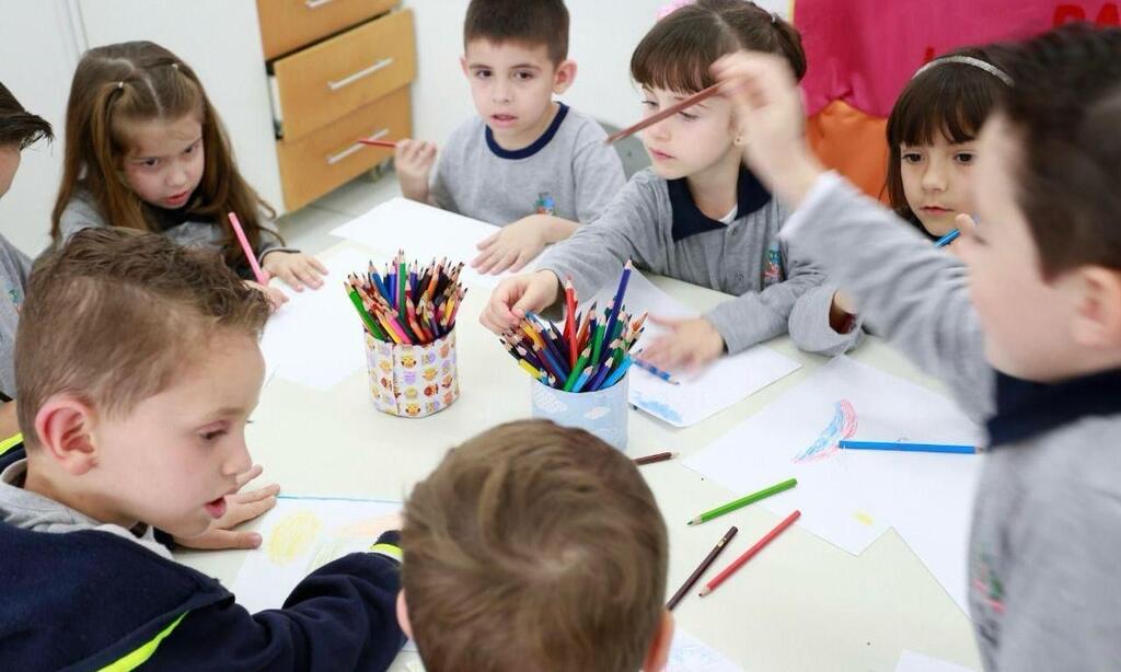 Período de rematrícula para alunos da educação infantil e fundamental começa em Joinville