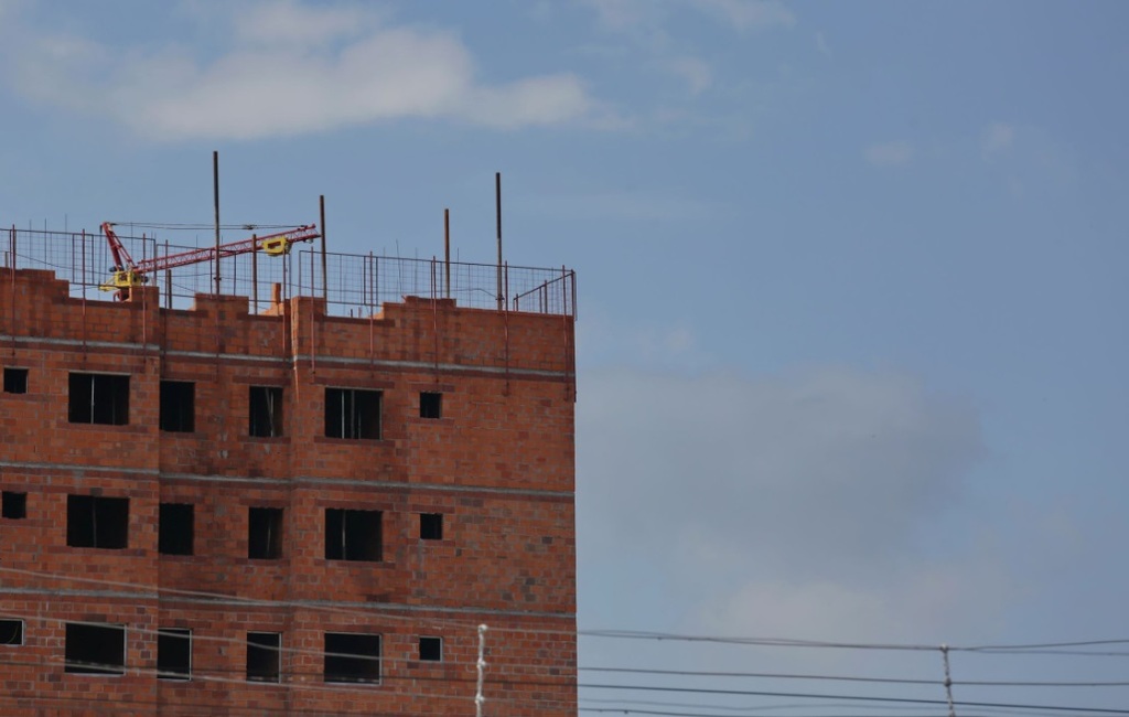 título imagem Cortes na construção civil puxam resultado negativo nos empregos em agosto em Santa Maria