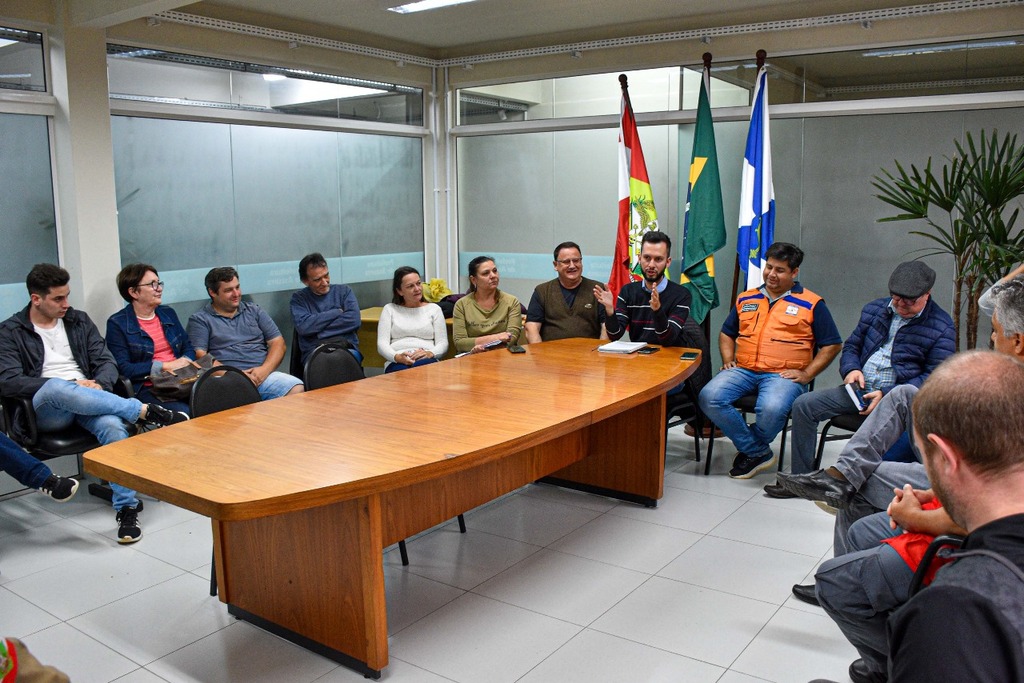 Ascurra reúne Grupo de Ações Coordenadas - GRAC na Prefeitura Municipal.