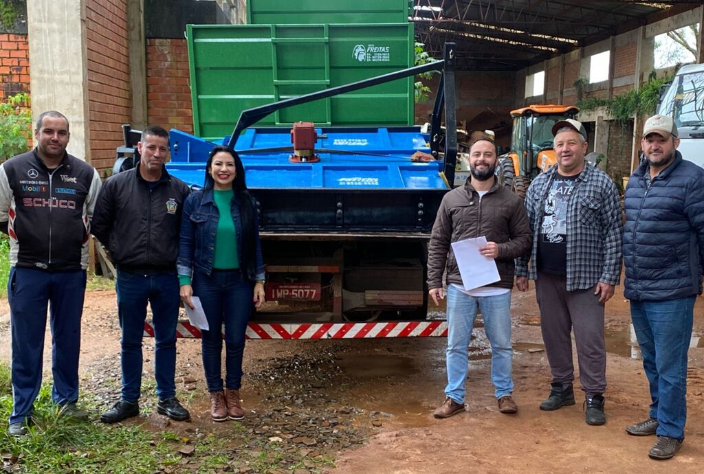 Nova roçadeira hidráulica para Secretaria de Agricultura e Pecuária