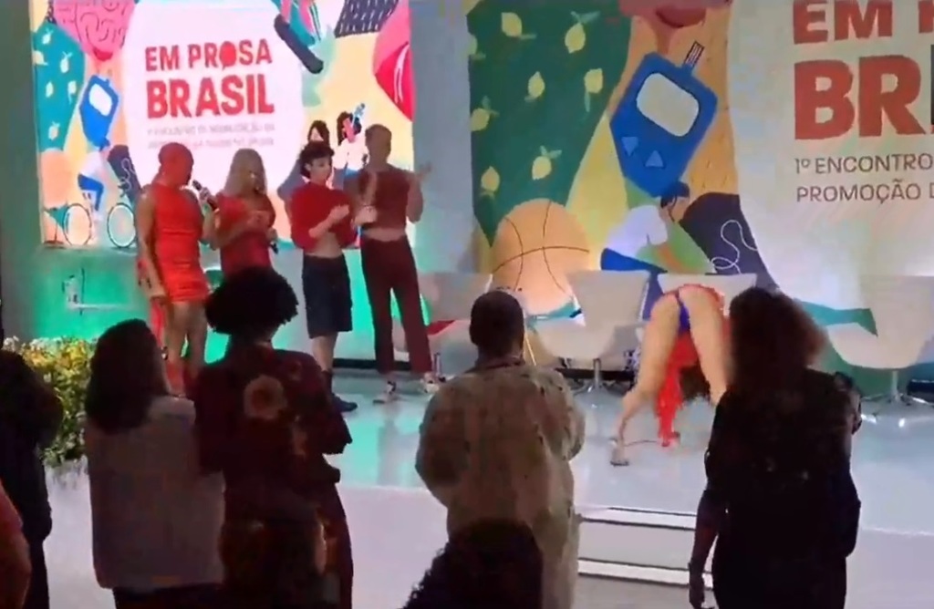VÍDEO: Ministério da Saúde admite que dança sensual em evento foi 