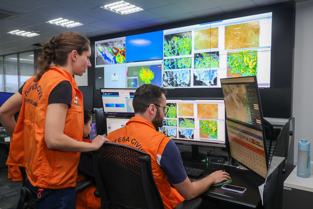 Previsão indica chuva intensa neste domingo em todo o estado e tempo mais firme no início da próxima semana