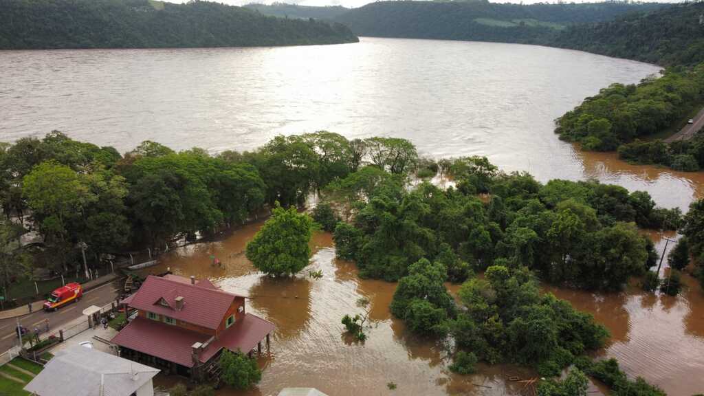 Divulgação CBMSC/Imagens aéreas Oeste Drones - 