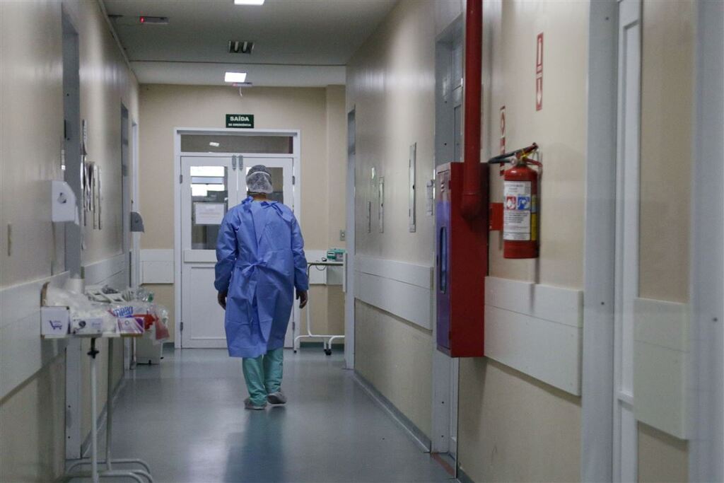 título imagem Sancionada lei que permite à prefeitura fazer o pagamento do Piso da Enfermagem para mais de 350 profissionais