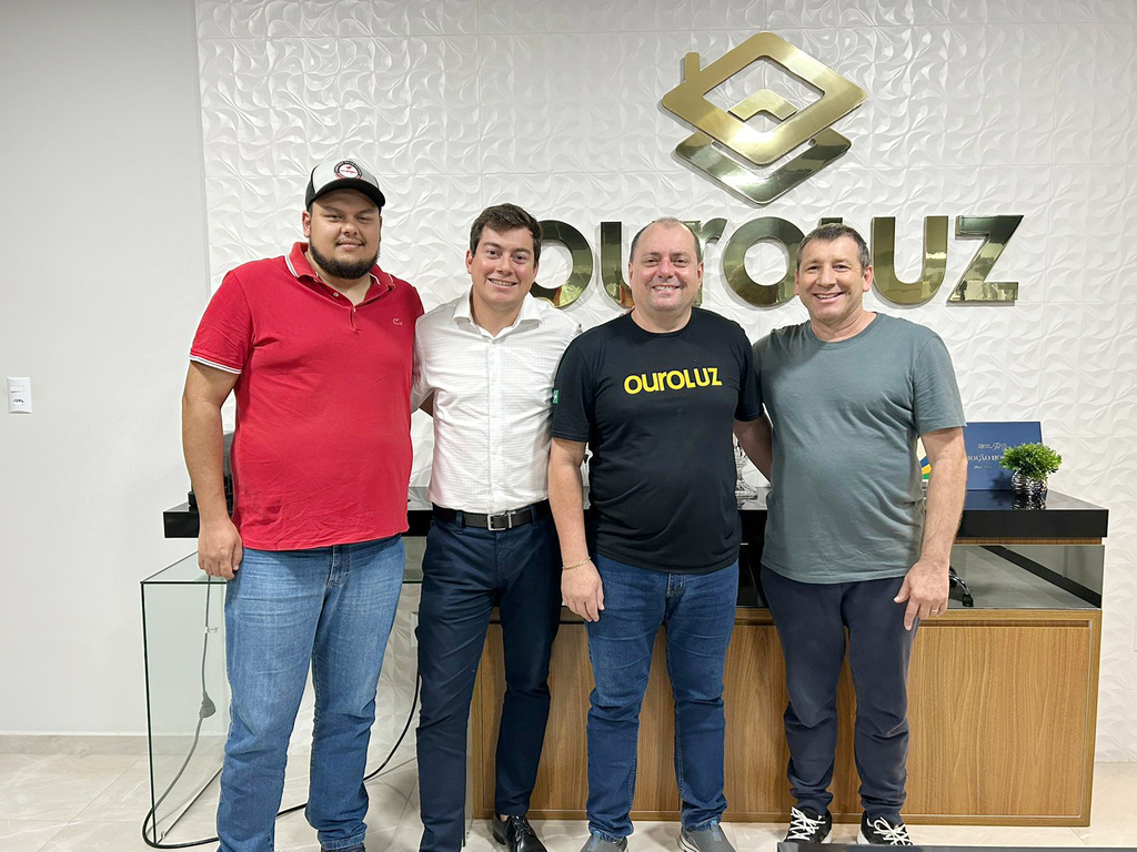 Representantes da CDL de Capinzal recebem a visita do Coordenador Estadual da CDL Jovem da FCDL