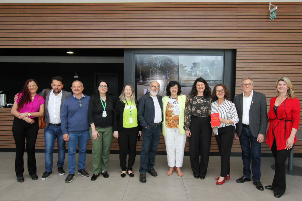 Jô Folha - DP - Lançamento da Feira do Livro contou com representantes de patrocinadores e apoiadores do evento