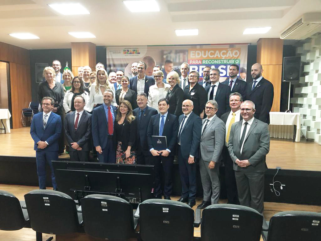 Reitor da Unoesc participa da Semana Acafe em Brasília