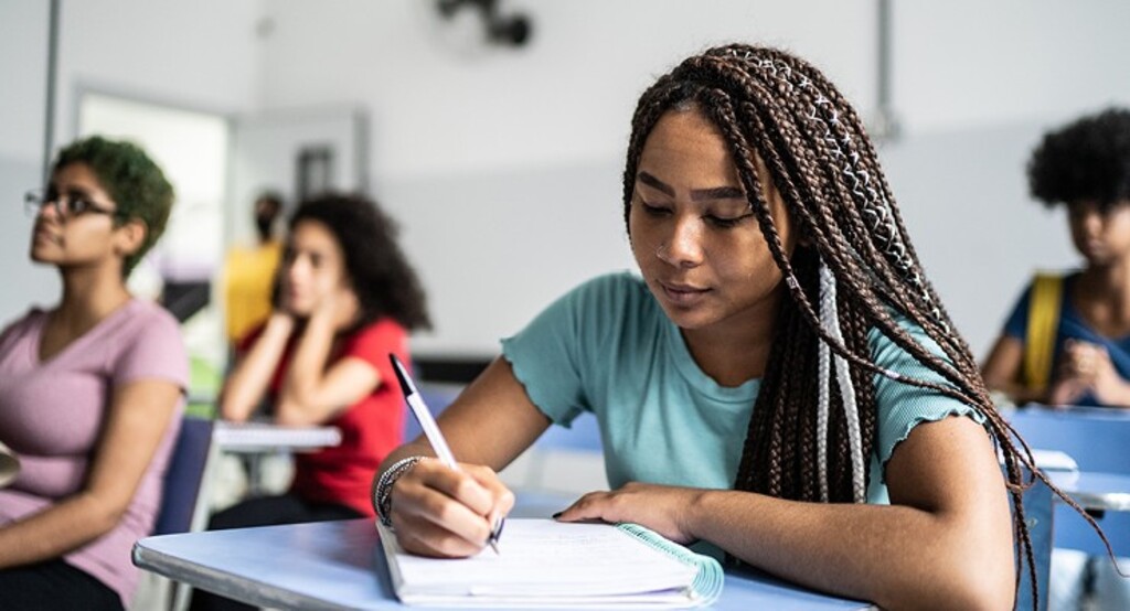 10ª CRE aponta evasão escolar no Ensino Médio