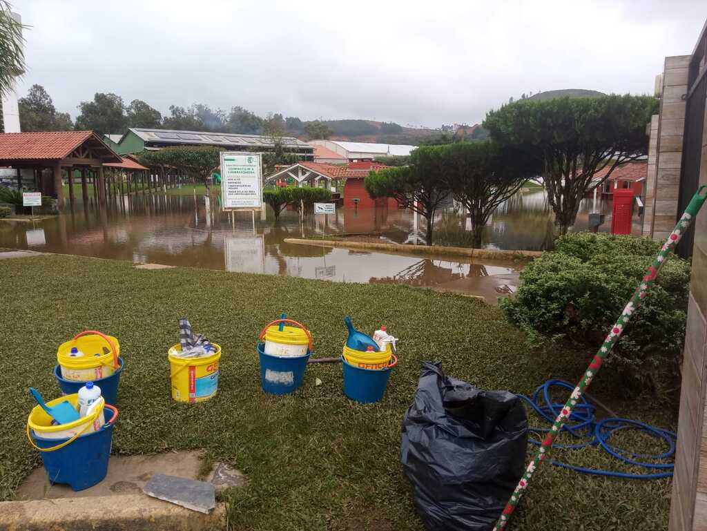 Previsão de mais chuva volumosa mantém Defesa Civil em alerta