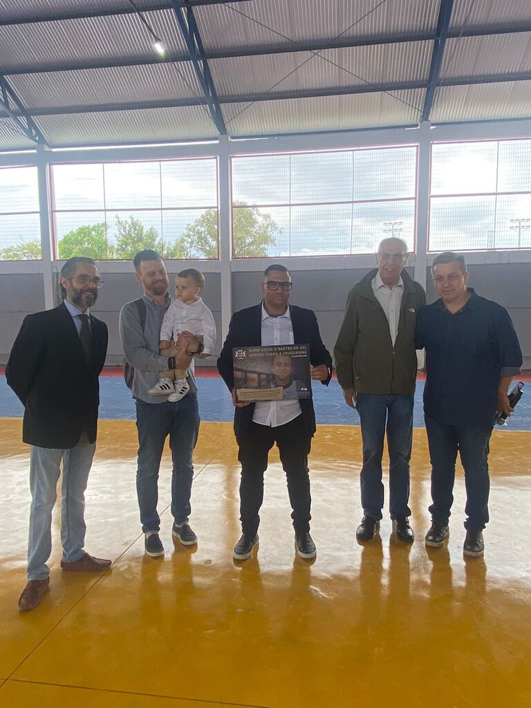 Entregue as obras do ginásio da escola Rui Barbosa