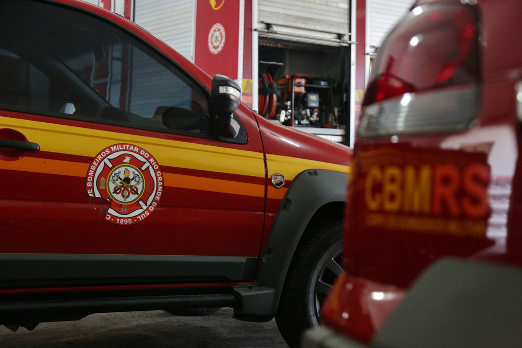 Criança de 2 anos é resgatada pelos Bombeiros de apartamento em chamas na região oeste de Santa Maria