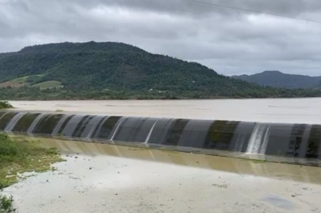  - Barragem de José Boiteux, SC, verte pela primeira vez na história