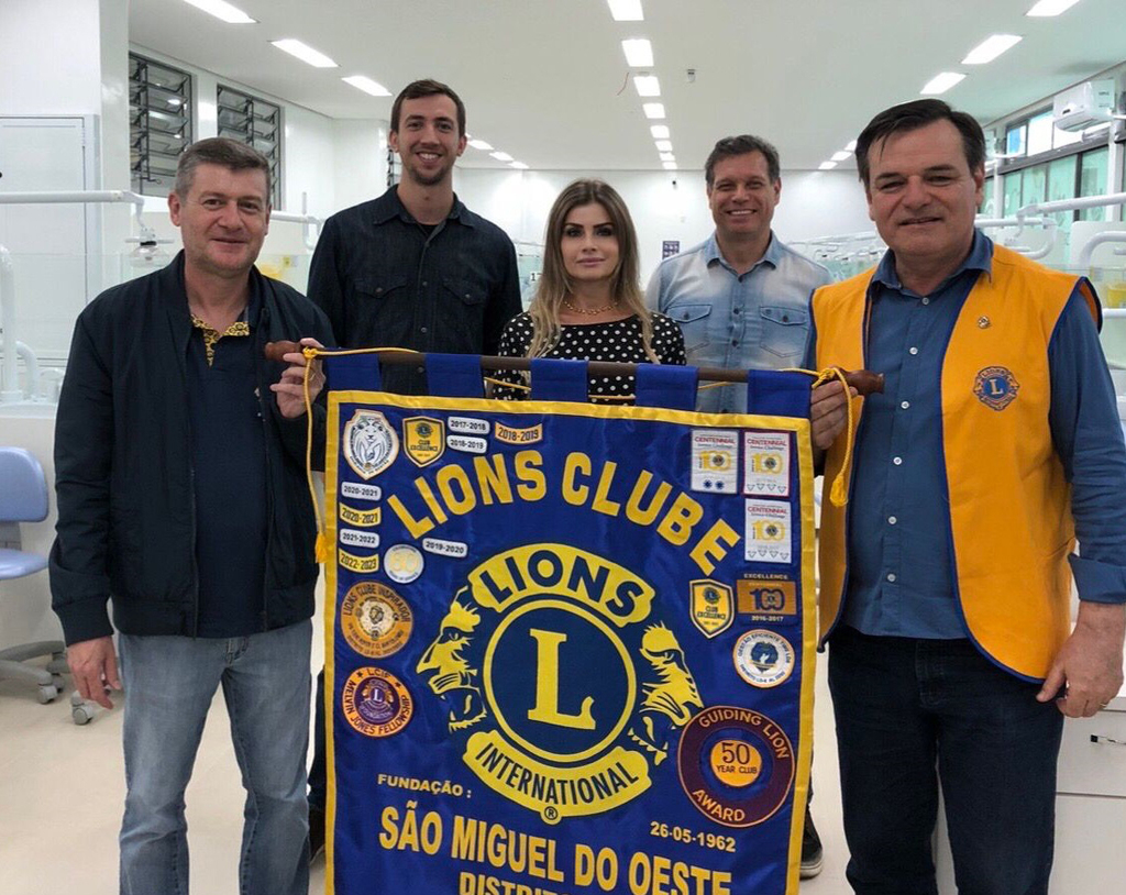 Lions Clube São Miguel do Oeste doa aparelho de laser ao Curso de Odontologia da Unoesc