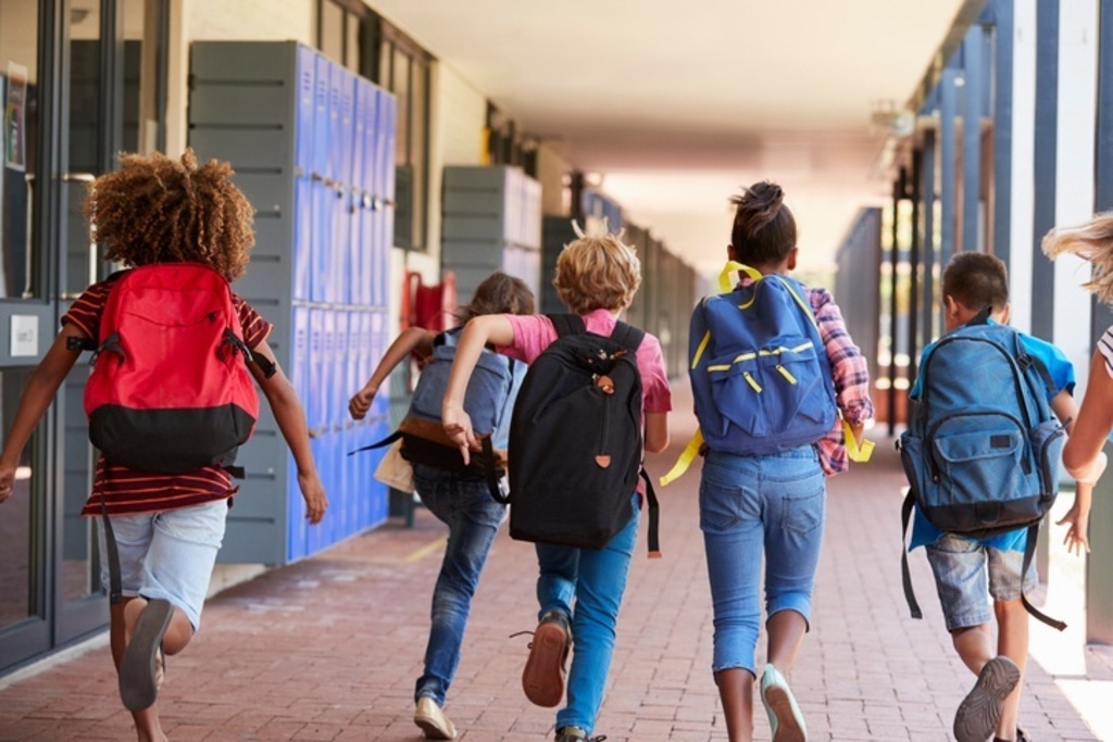 Vereador sugere projeto piloto para alteração de horário escolar