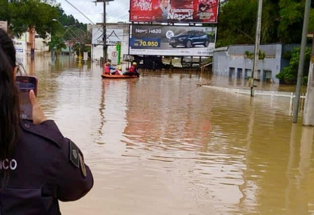 Comércio, serviços e turismo de SC são impactados com as fortes chuvas de outubro