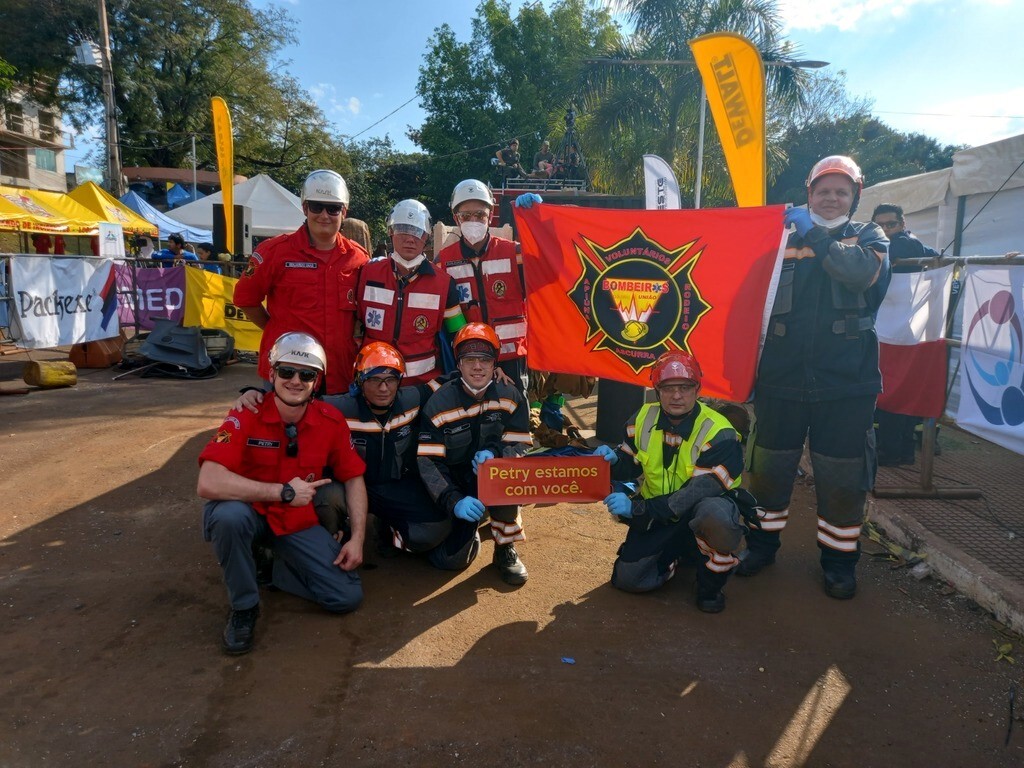 Bombeiros Voluntários de Ascurra fazem campanha para participar de evento nos EUA