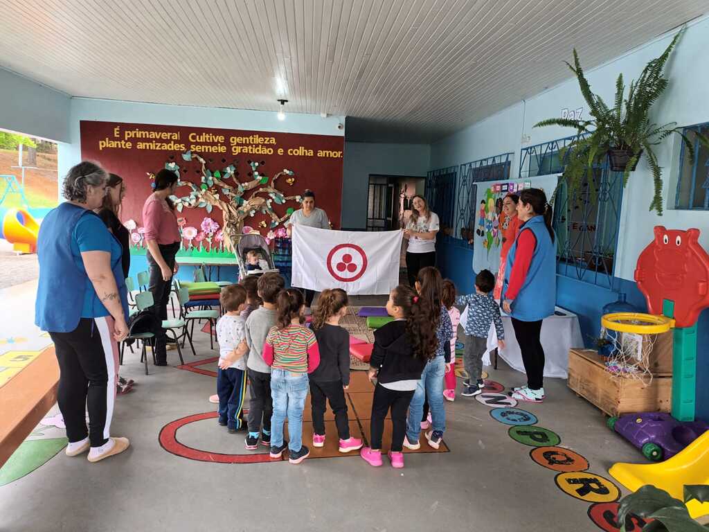 Escolas e CMEIs realizam atividades durante a Semana da Paz em Capinzal