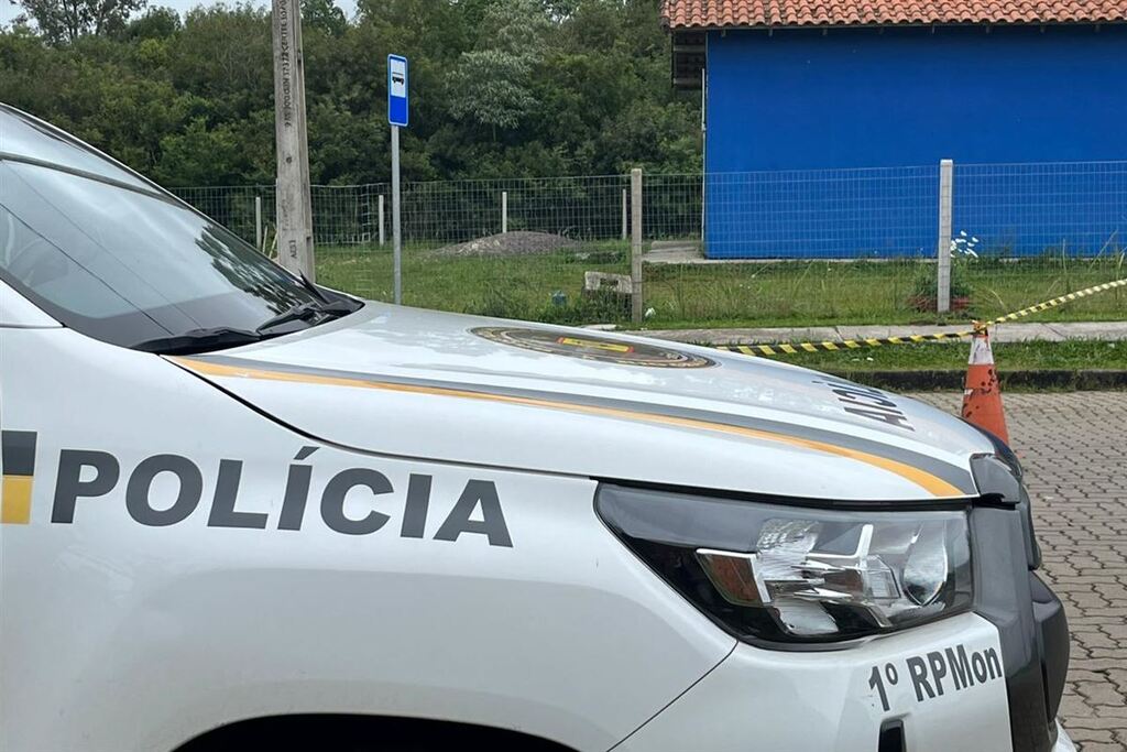 Suspeito de 18 anos preso pela Brigada Militar confessa assassinato no Bairro Diácono Pozzobon