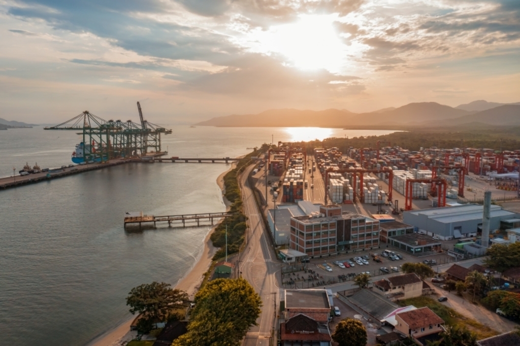 foto: Porto Itapoá) - 