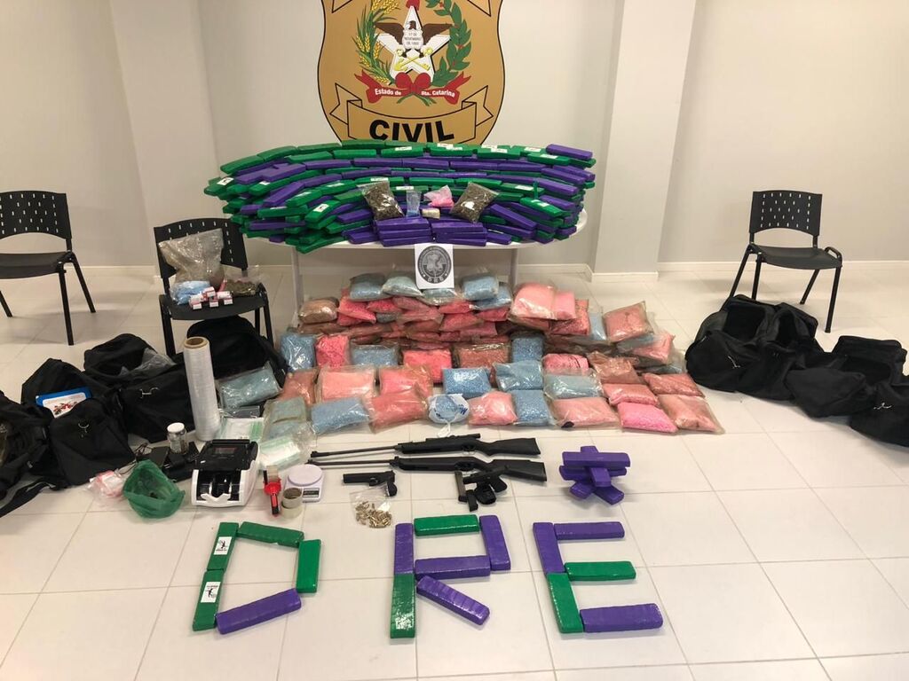 Com apoio da PRF, Polícia Civil realiza uma das maiores apreensões de ecstasy de SC