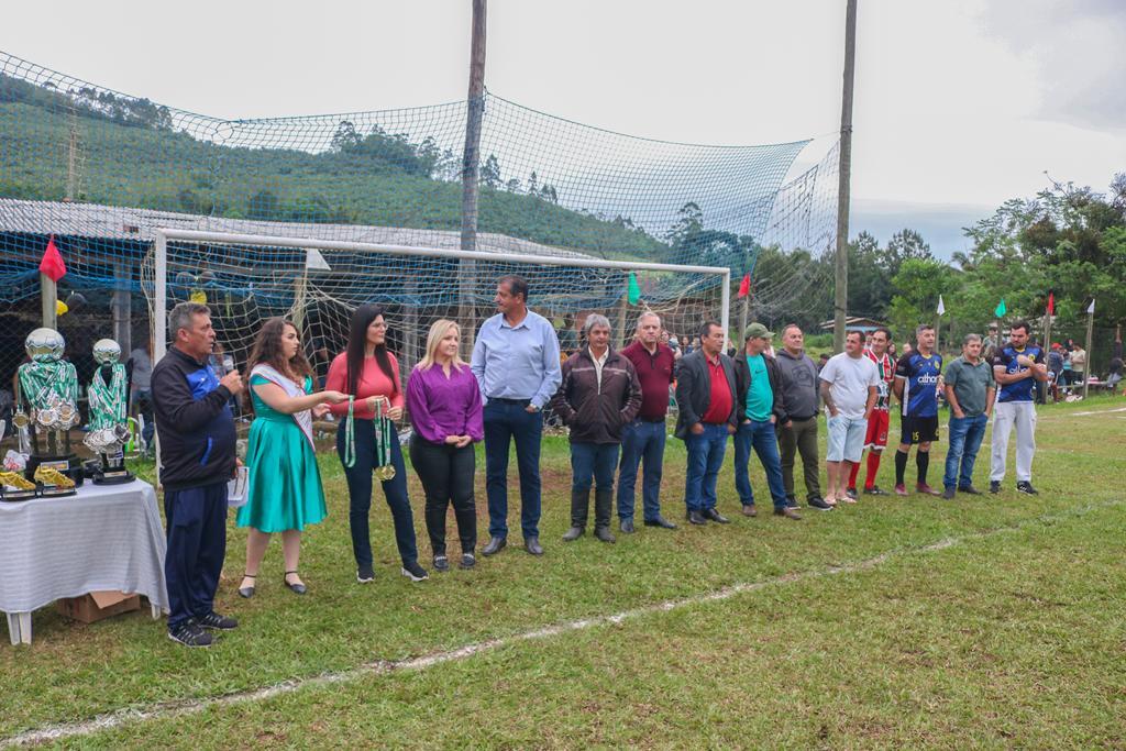 SÃO MANOEL E SÃO PAULO SAGRARAM-SE CAMPEÕES DO CAMPEONATO MUNICIPAL DE FUTEBOL DE MAMPITUBA