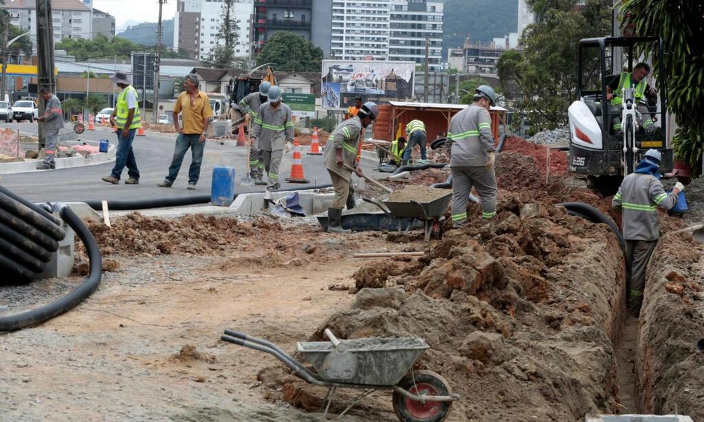 Nova pista da rua Ottokar Doerffel é liberada para tráfego a partir desta segumda-feira