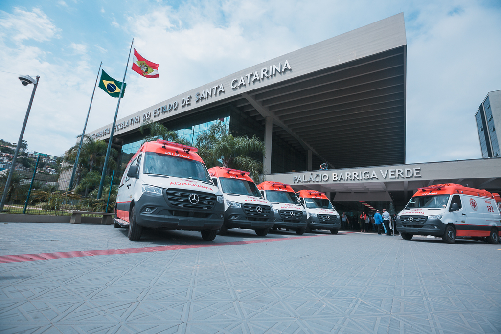 FOTO: Bruno Coll - A solenidade aconteceu no Palácio Barriga Verde, sede da Alesc, em Florianópolis