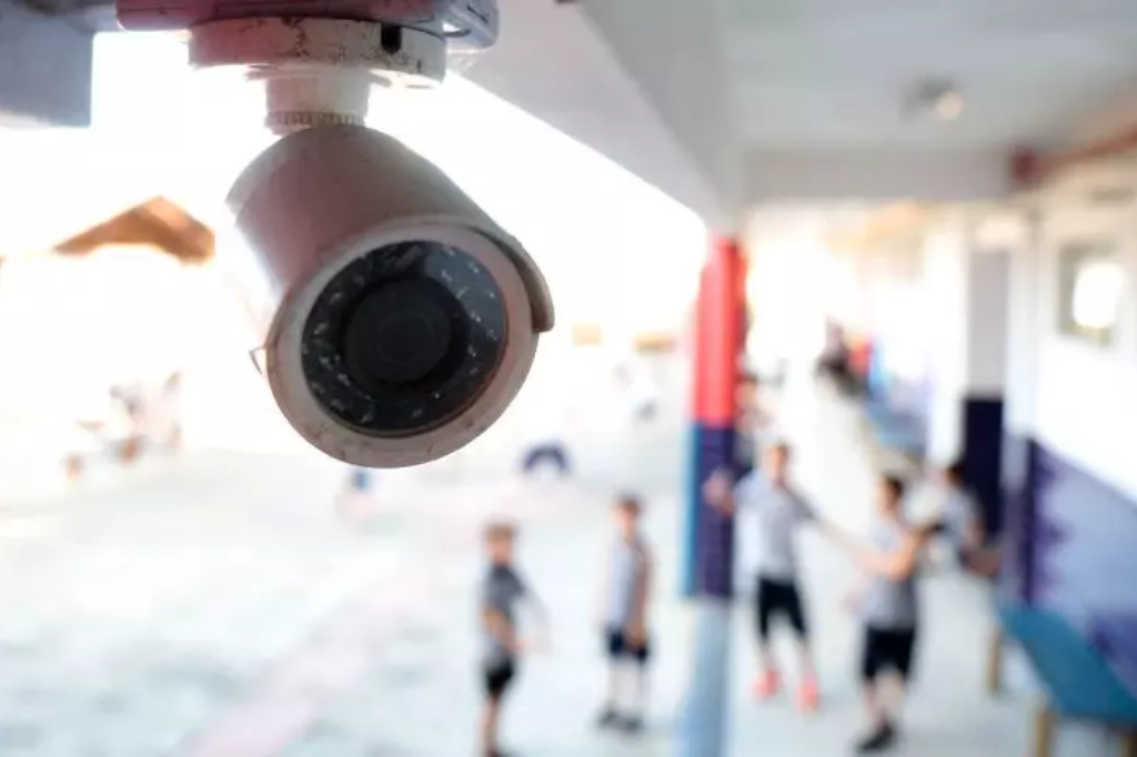  - Os equipamentos seriam instalados em salas de aula do ensino médio da rede pública e privada de Santa Catarina – Foto: Prefeitura de Joinville/Divulgação/