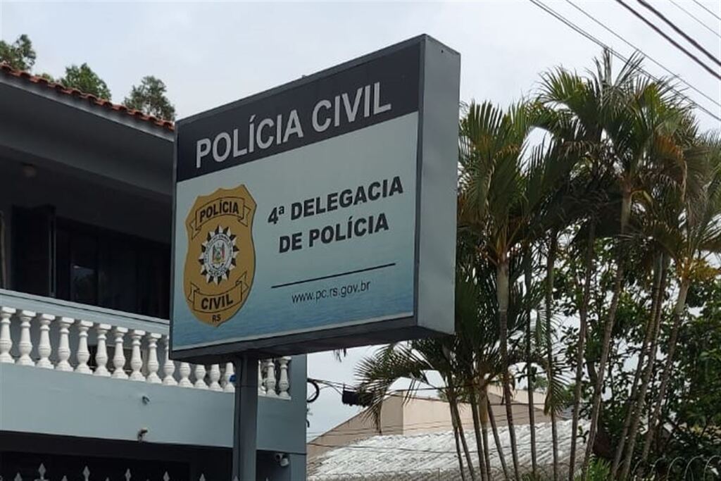 Suspeito de assaltar e agredir pedestres é preso pela Polícia Civil em Santa Maria
