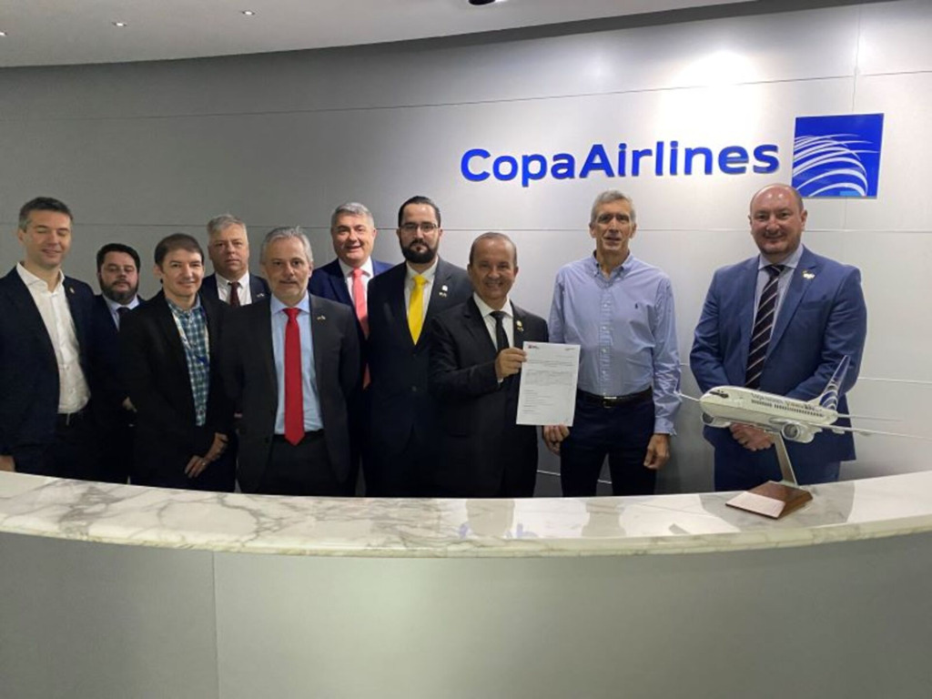 Comitiva catarinense busca implantar voo direto entre Florianópolis e Panamá