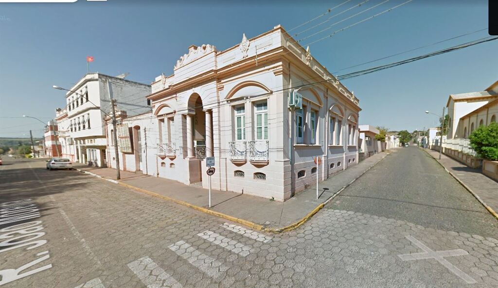 título imagem Polícia investiga falsificação de alvarás ambientais da prefeitura de São Francisco de Assis