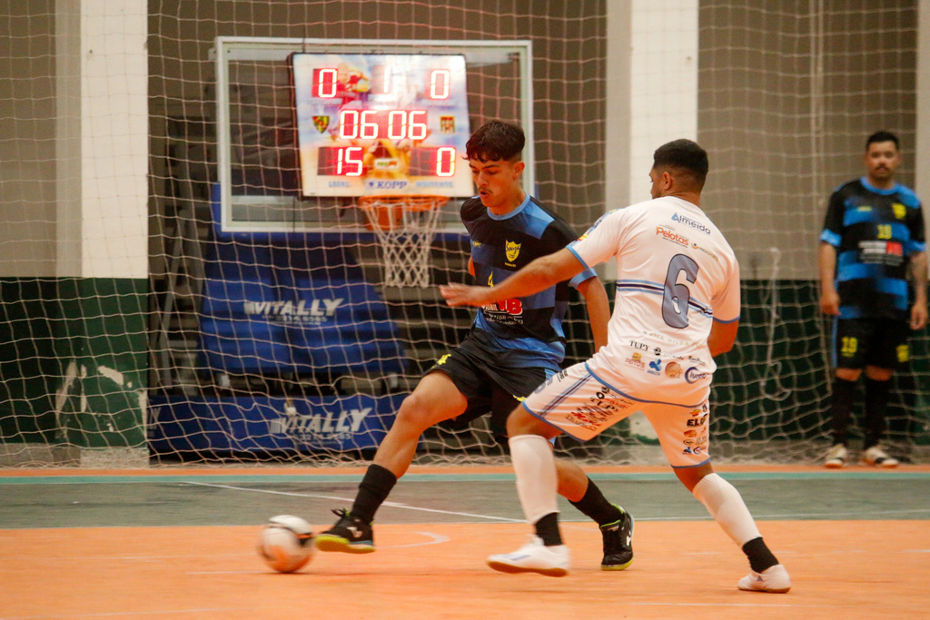 Souza e Kastilho City vencem no Municipal de Futsal
